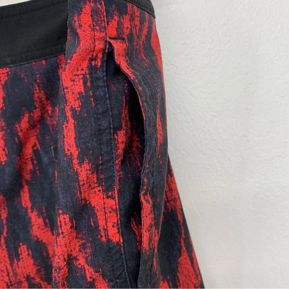 American Eagle Mens Swim Board Shorts XL  Black Red Geometric Print  Pocket‎ 9” - Picture 7 of 11